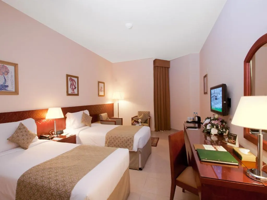 Luxurious Al Rawdah Suites Medina 3*,