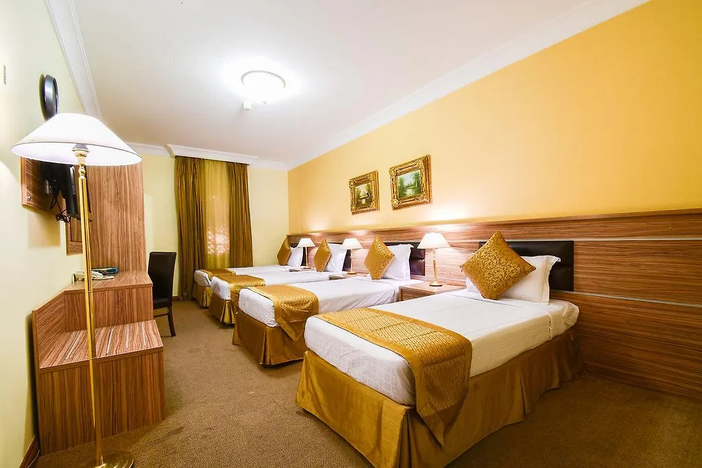 Luxurious Al Rawdah Suites Medina Hotel