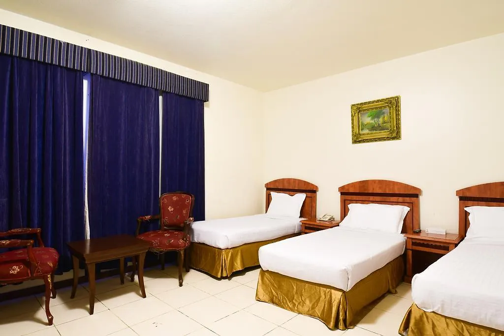 Luxurious Al Rawdah Suites Medina 3*,